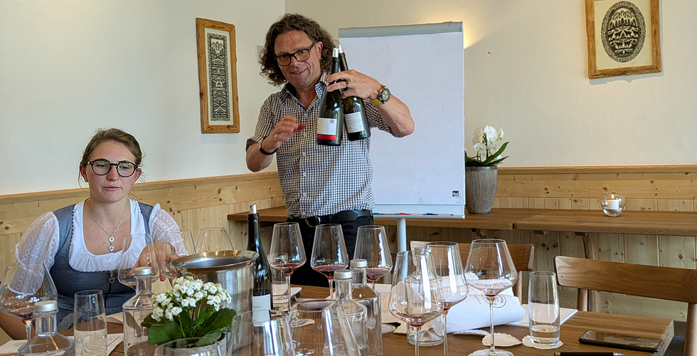 Exklusive Weinschulung für unser Team mit Daniel Cortellini